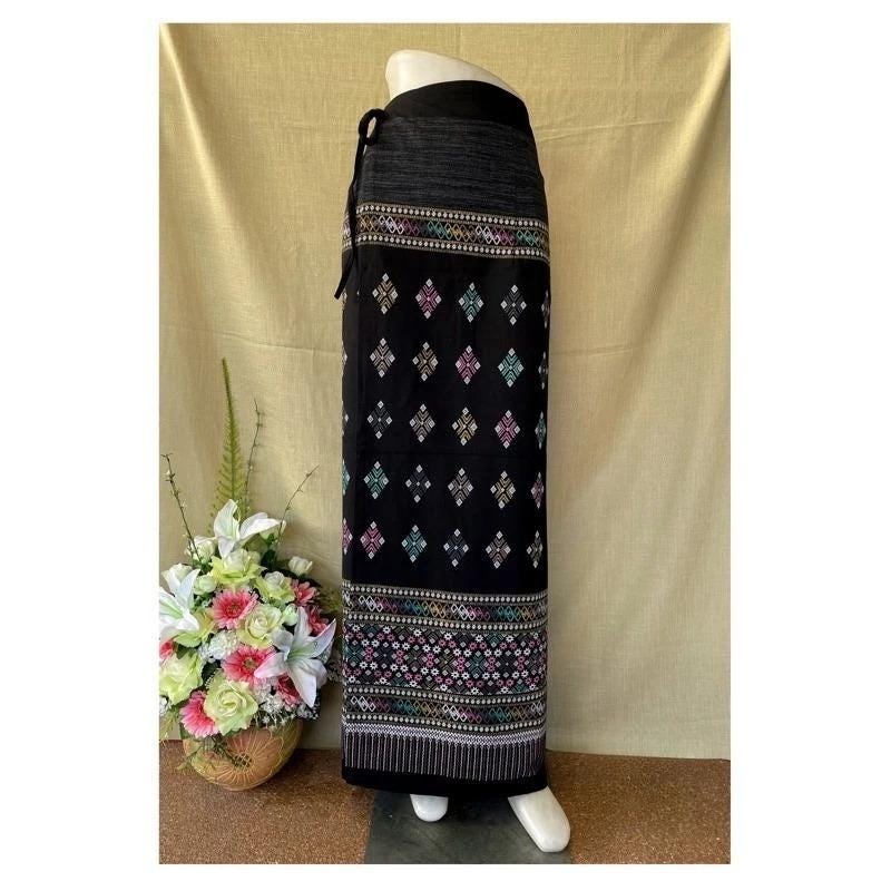 Thai Sarong Lanna Style - Thai, Laos Traditional Clothing - Cotton Sarong - Vintage Clothes