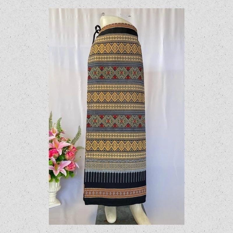 Thai Sarong Lanna Style - Thai, Laos Traditional Clothing - Cotton Sarong - Vintage Clothes