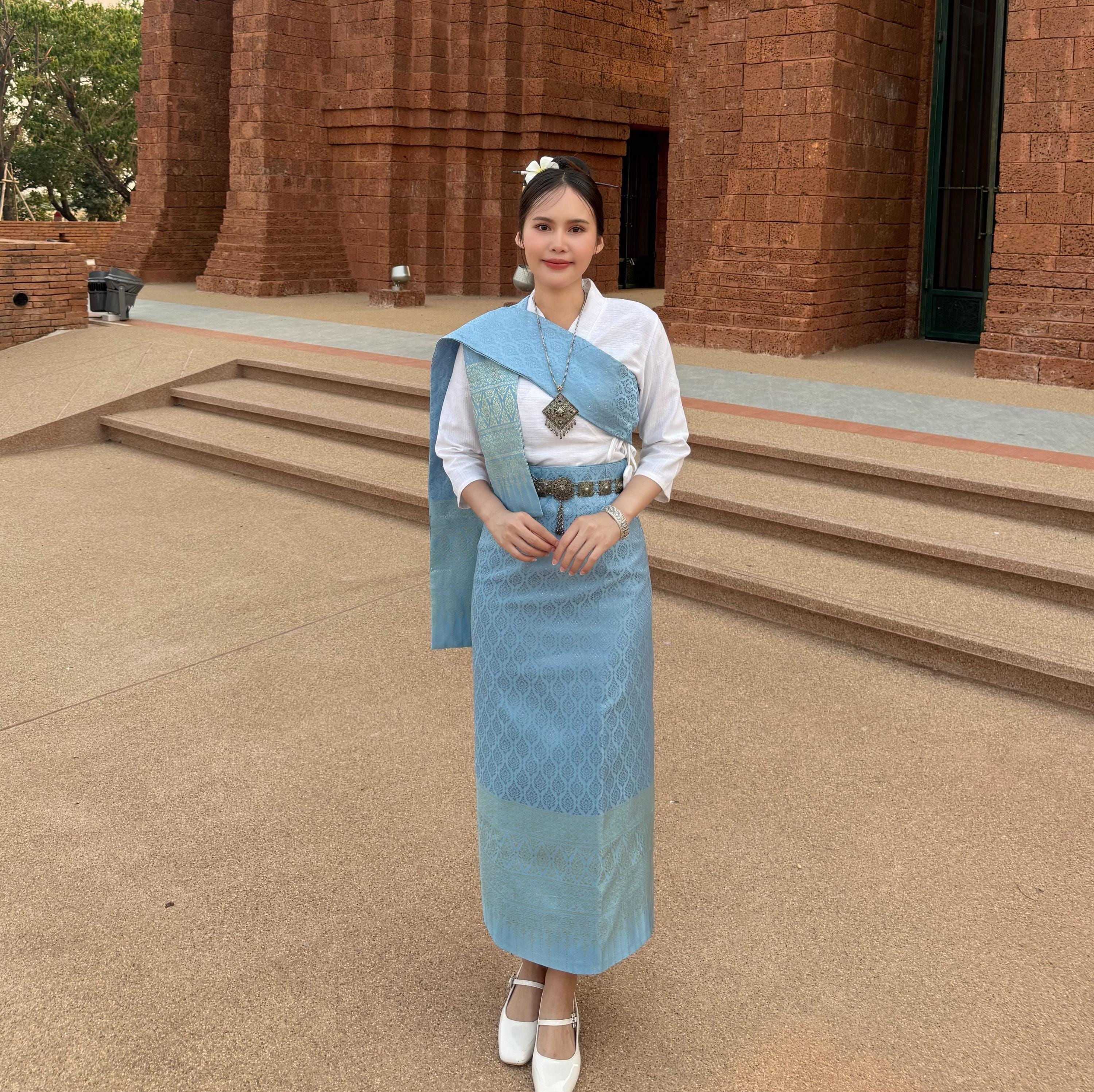 Set Thai Salong+Sabai with Fusible Interfacing - Silk Fabric - Free Size - Asian Salong - Lanna Style